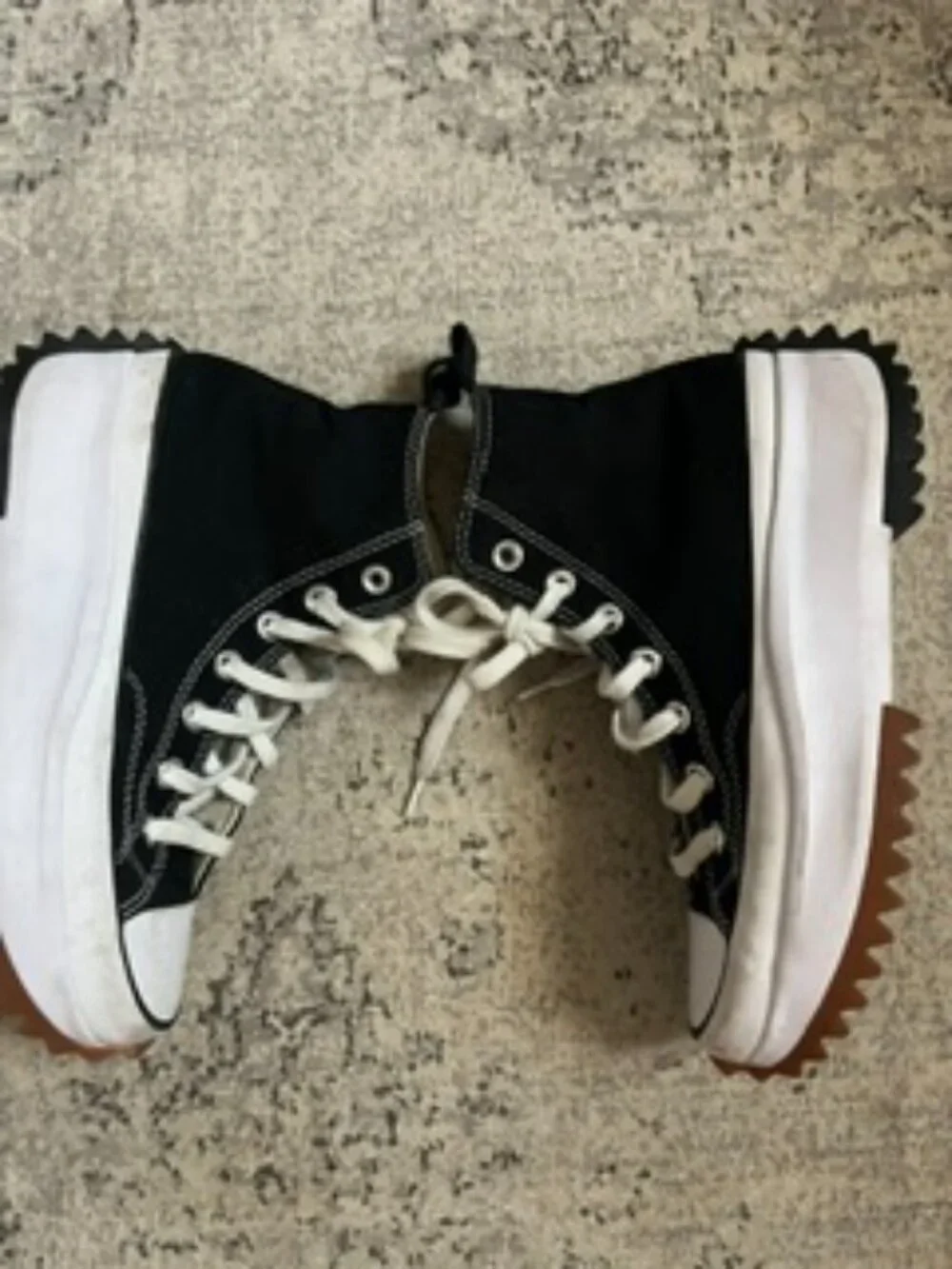 Converse All Star Chuck Taylor Sneaker Unisex Men's 5.5 Women's 7